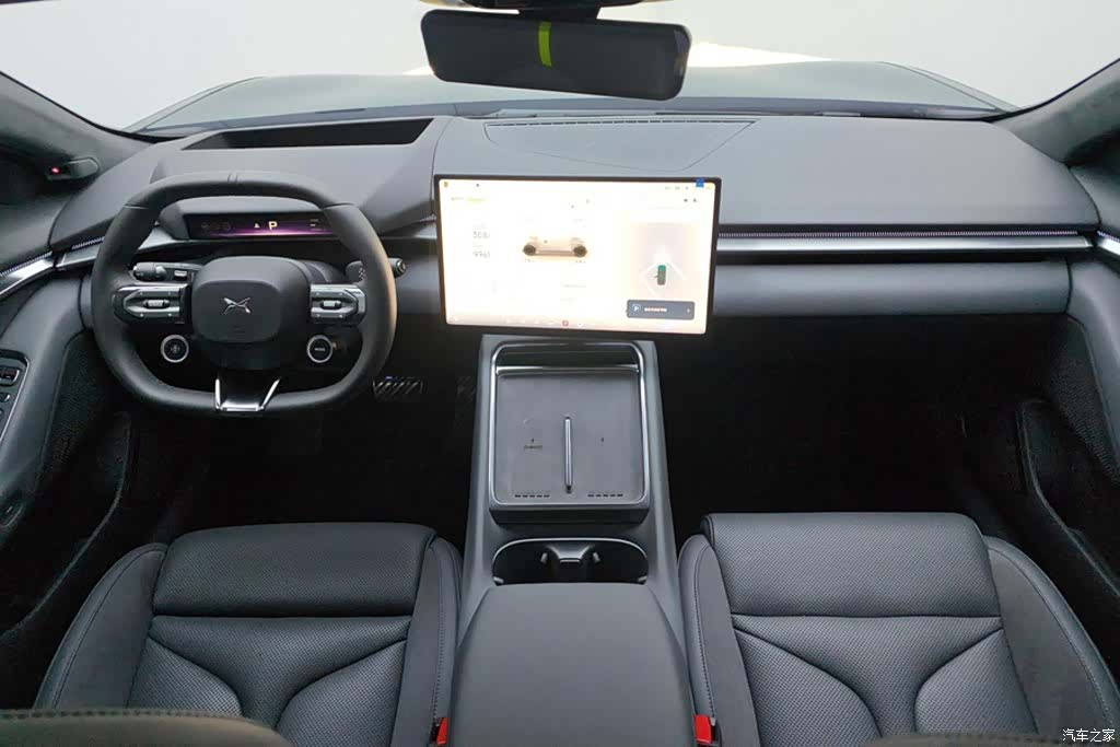 Xpeng P7, 2025 12