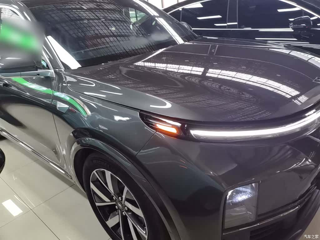Li Auto L8, 2024 4