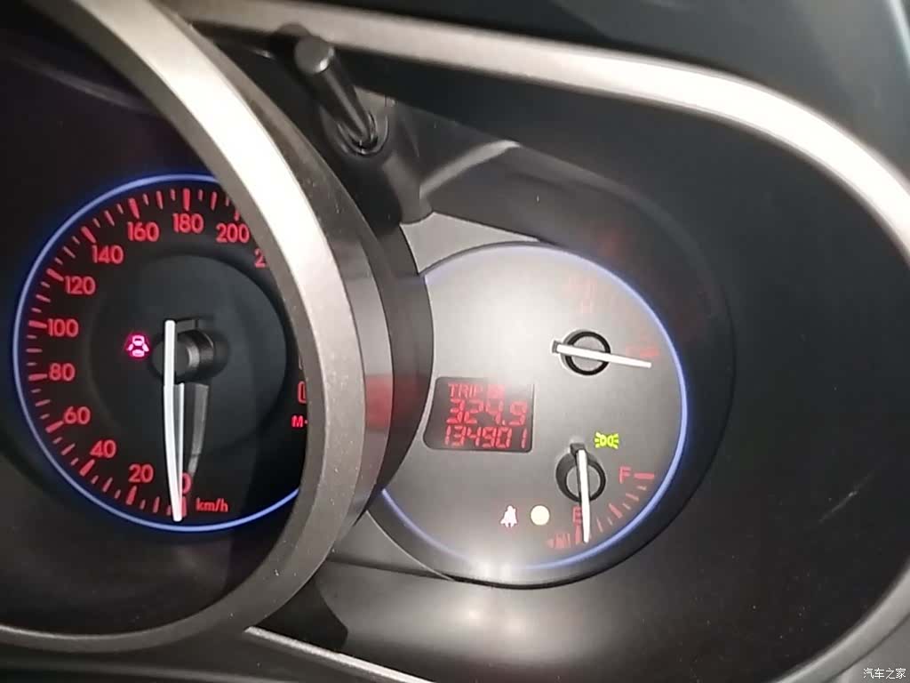 Mazda CX-7, 2014 12