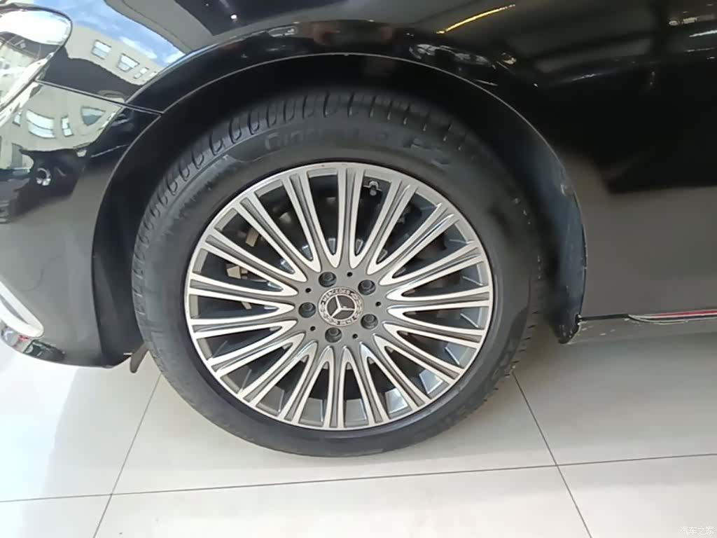 Mercedes-Benz E-Class, 2021 23