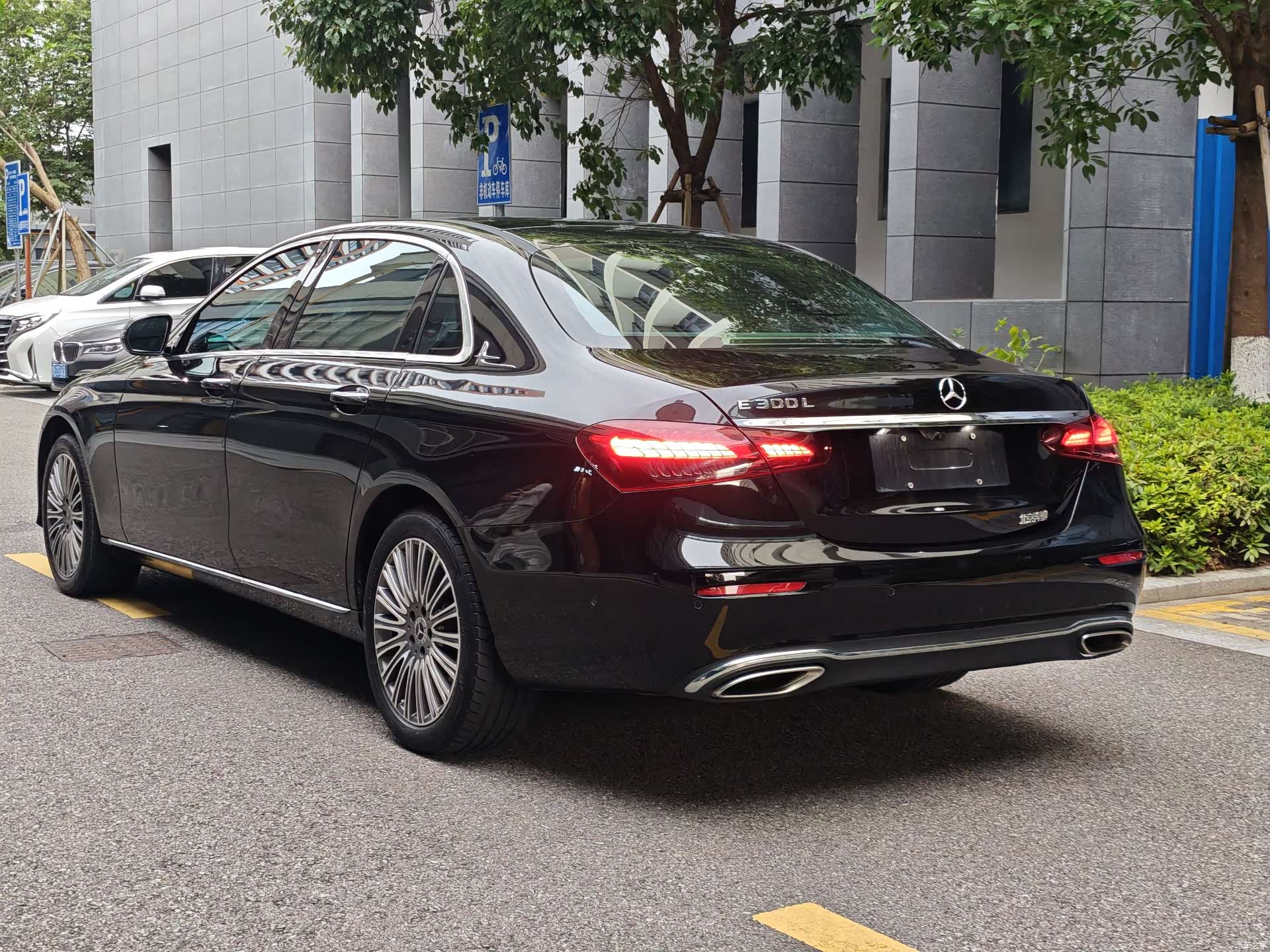 Mercedes-Benz E-Class, 2021 18