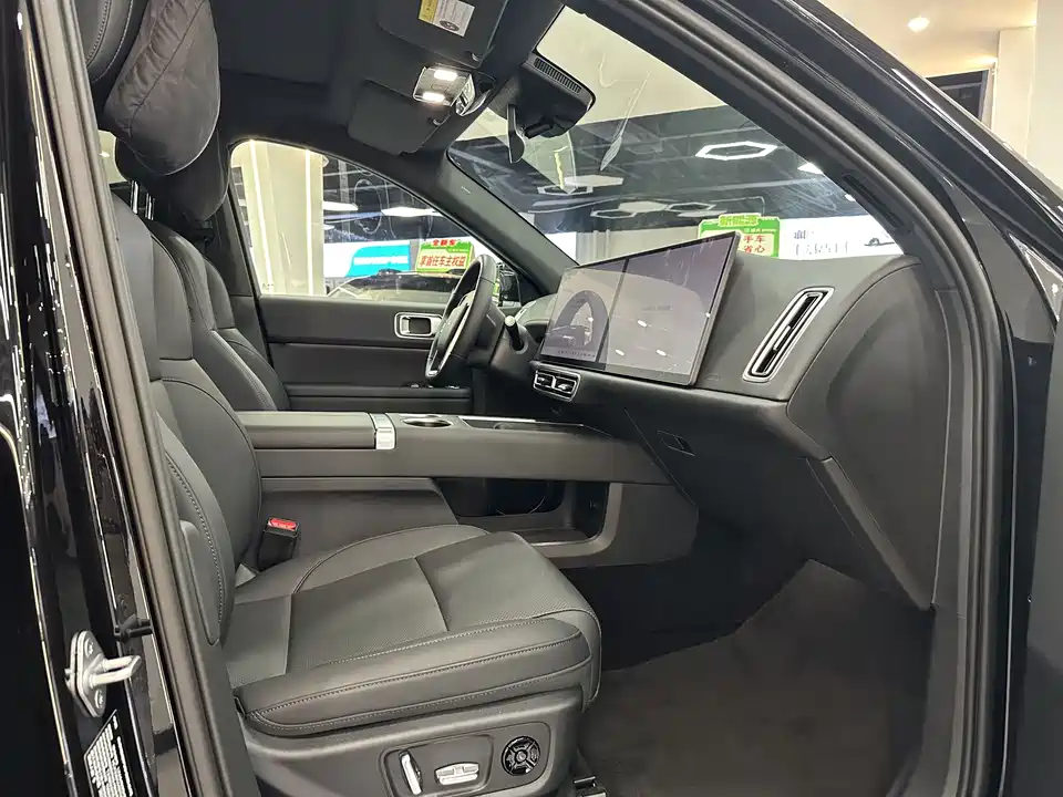 Li Auto Ideal L6