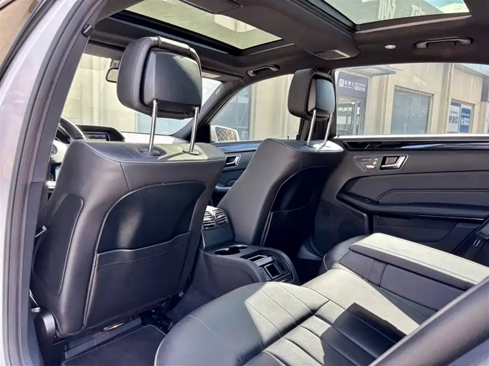 Mercedes-Benz E-class Mercedes-Benz E-class