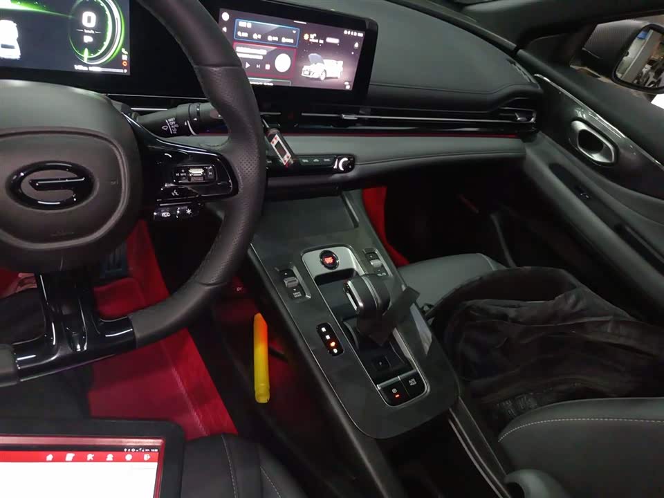 Trumpchi Shadow Leopard