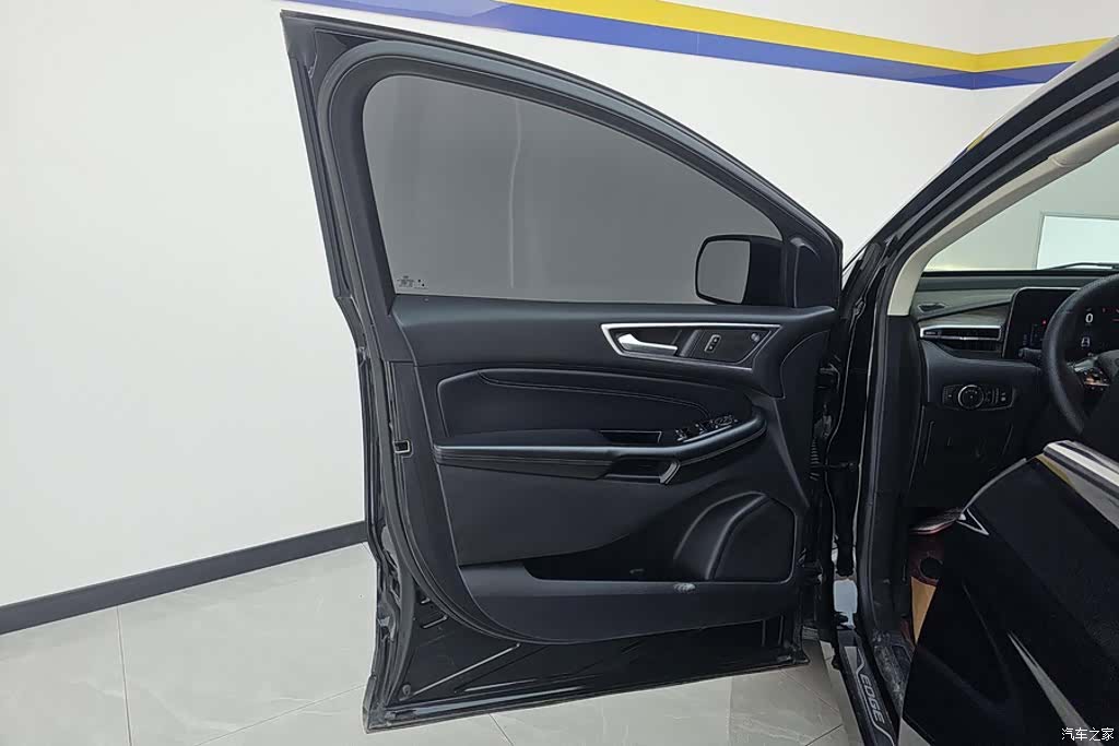 Ford Edge, 2021 7