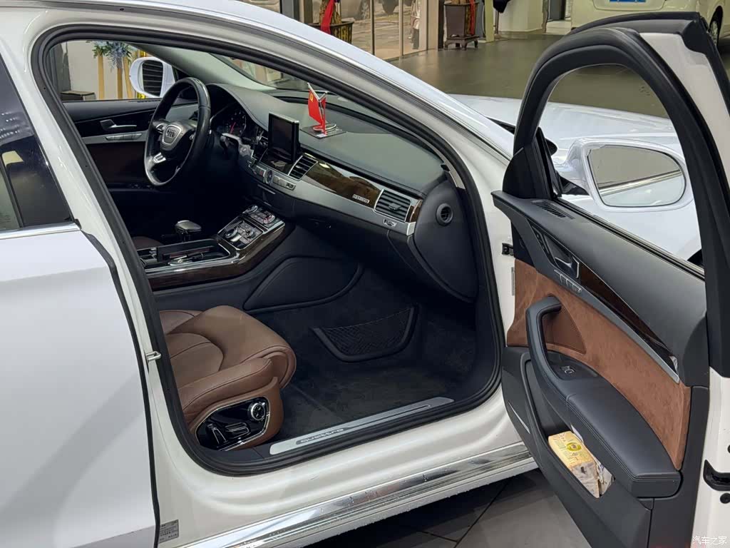 Audi A8L, 2015 8