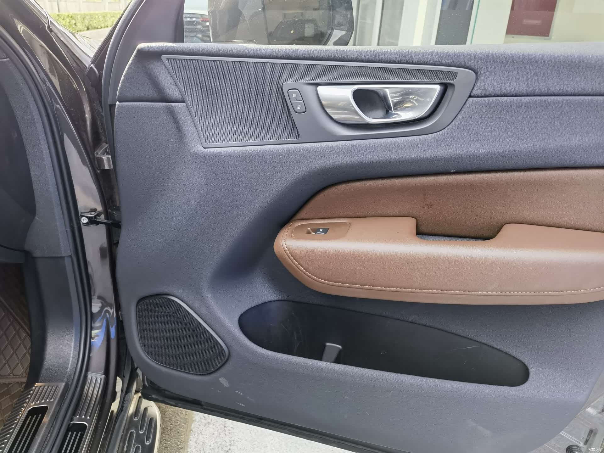 Volvo XC60, 2023 17