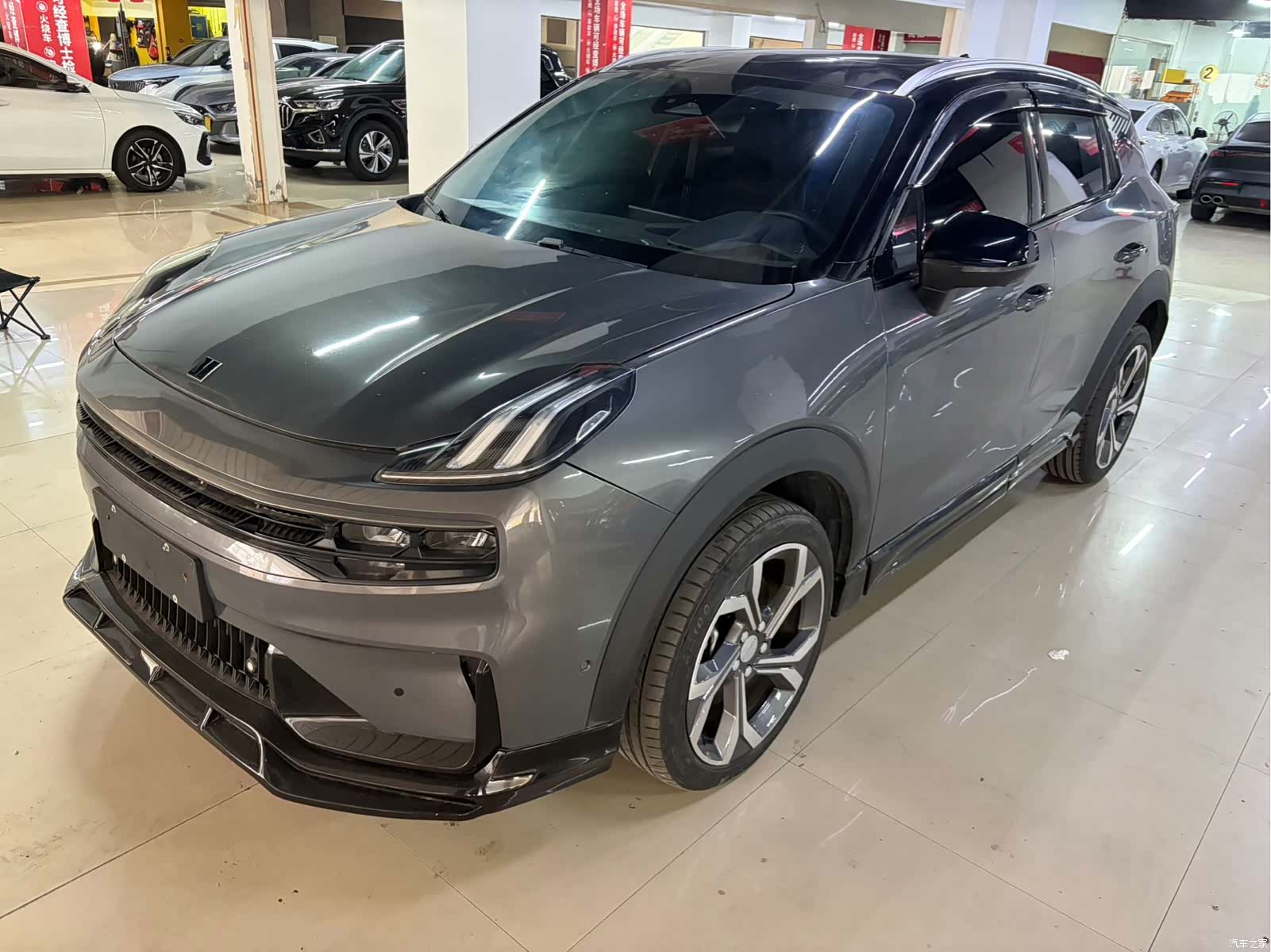 Lynk & Co 02