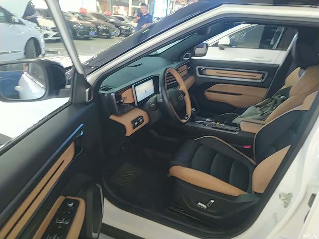 Geely Icon, 2024 16