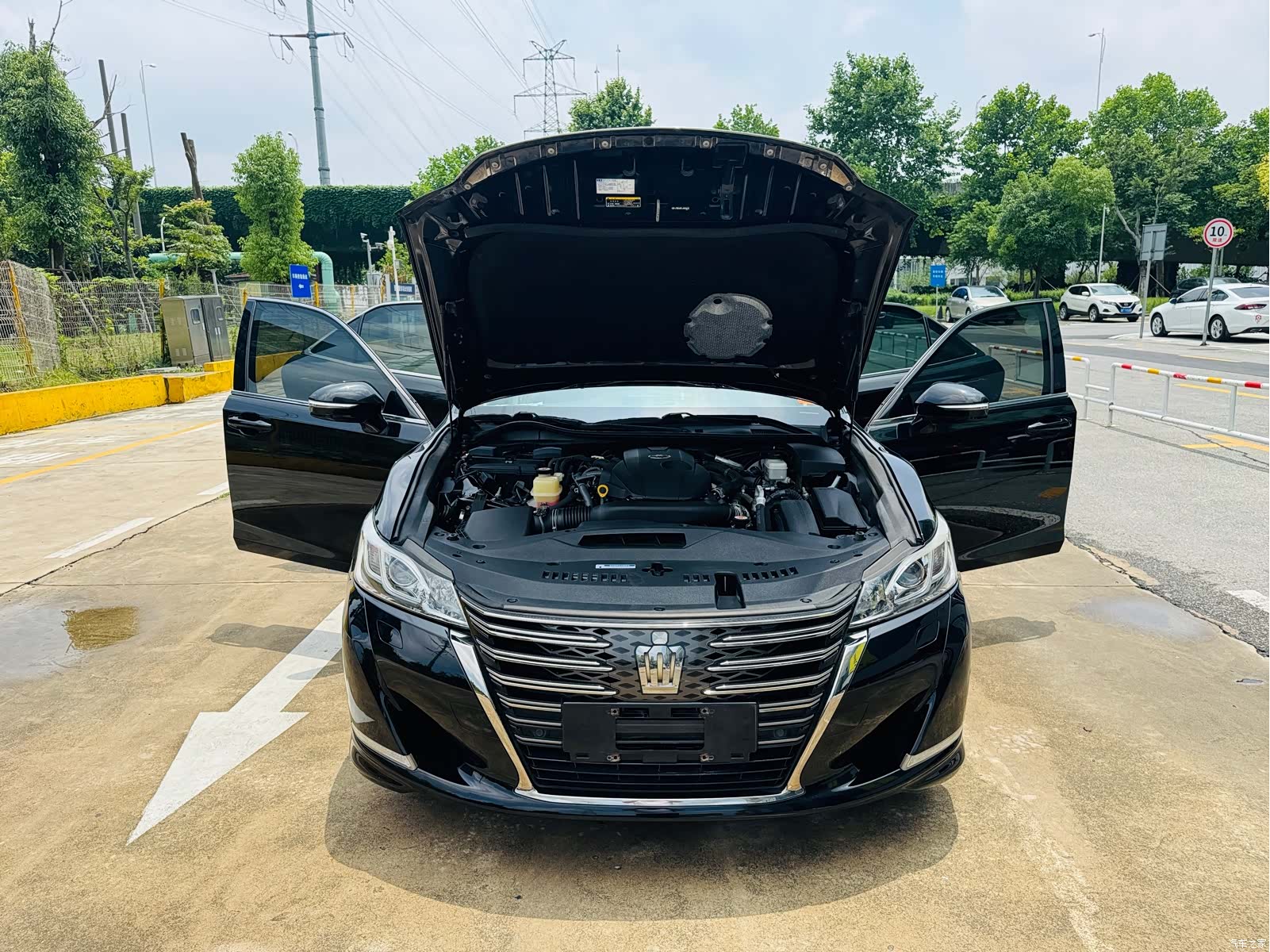 Toyota Crown, 2018 12