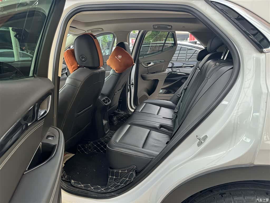 Buick Envision, 2022 9