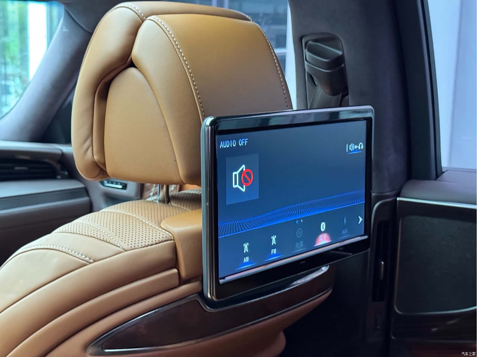 Lexus LS, 2019 15