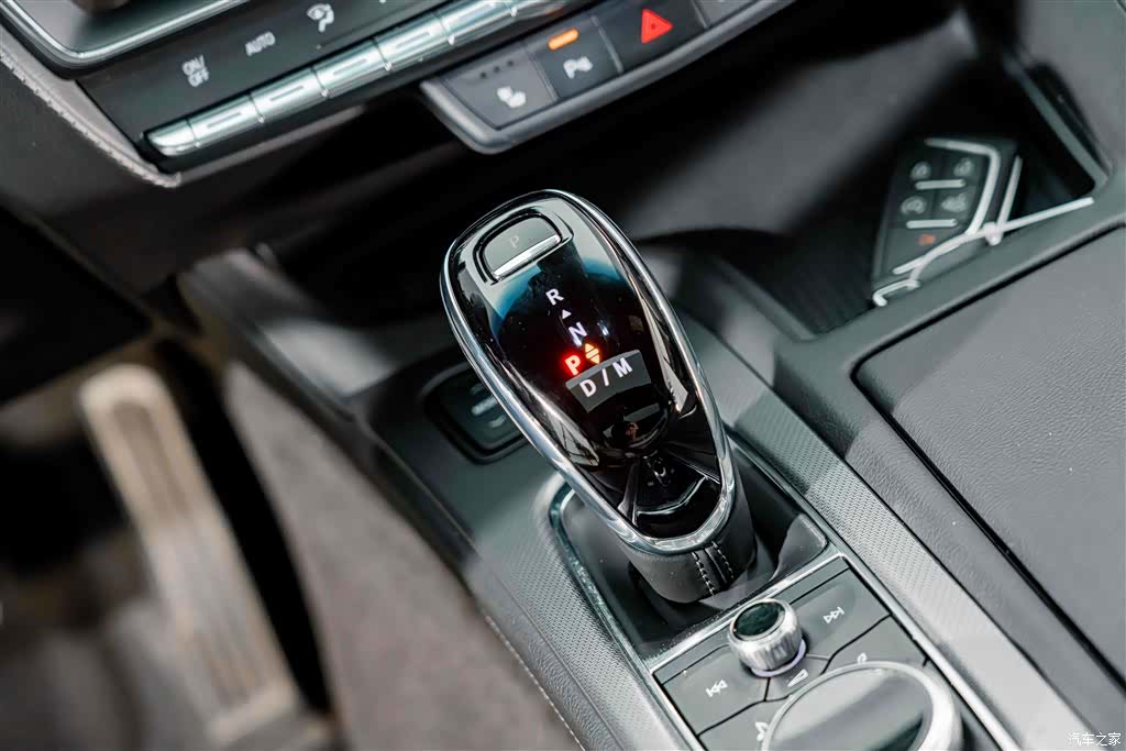Cadillac CT5, 2022 13