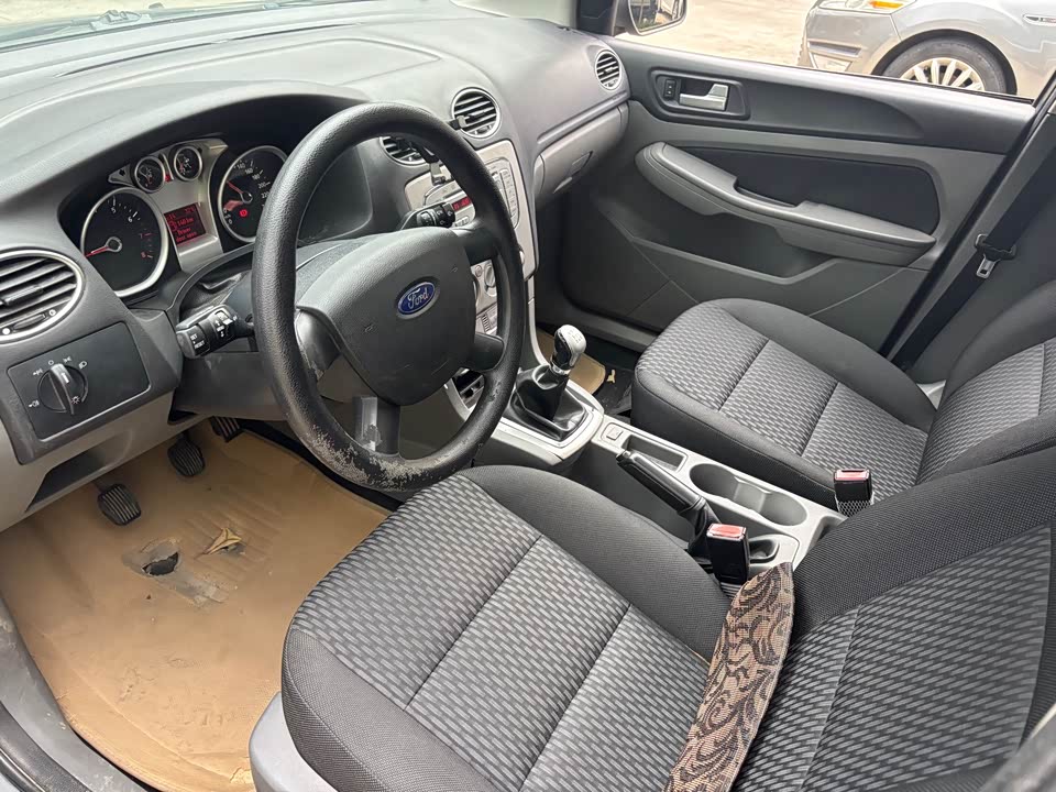 Ford Fox
