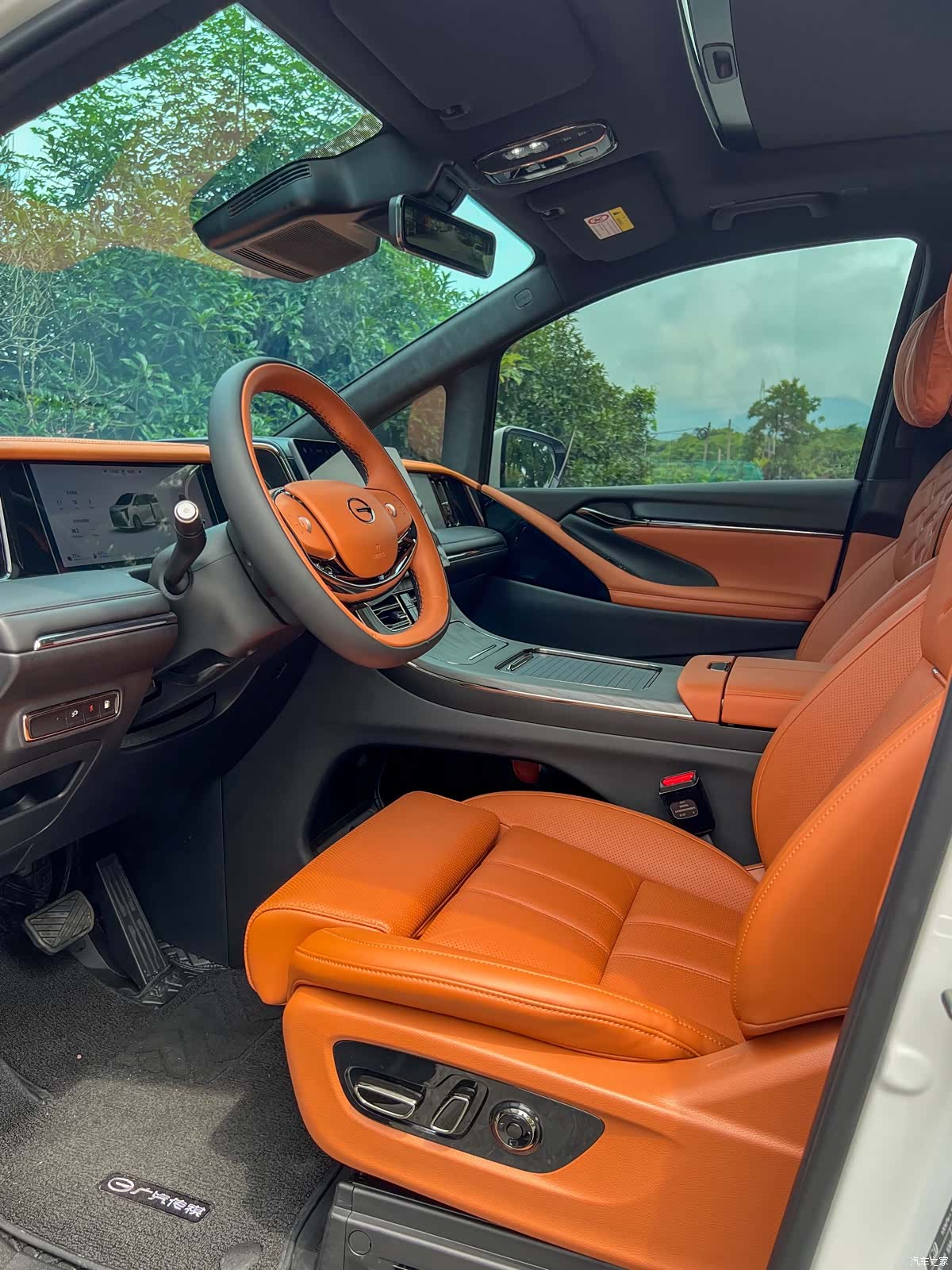 Trumpchi M8, 2025 13