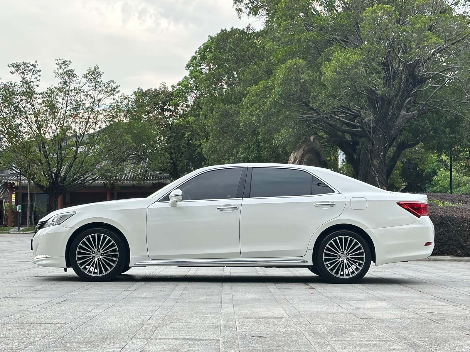 Toyota Crown, 2019 19