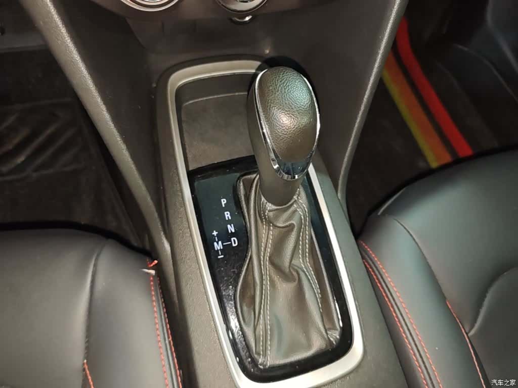 Chevrolet 320, 2019 14