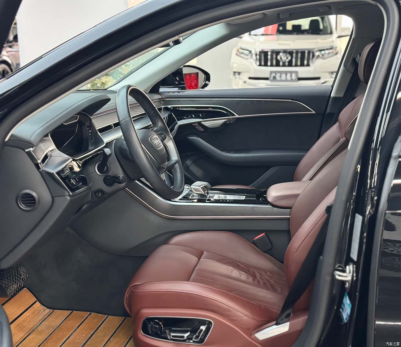 Audi A8L, 2020 4