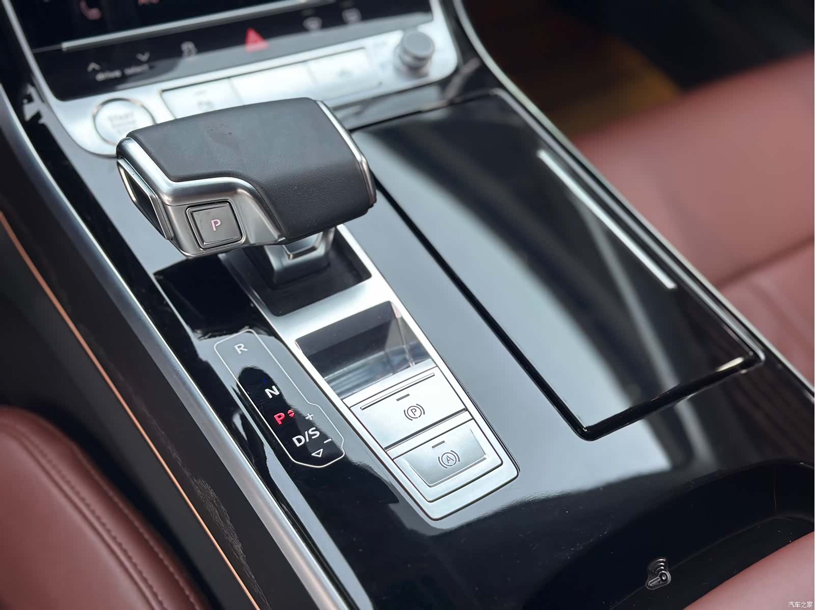 Audi A8L, 2020 16