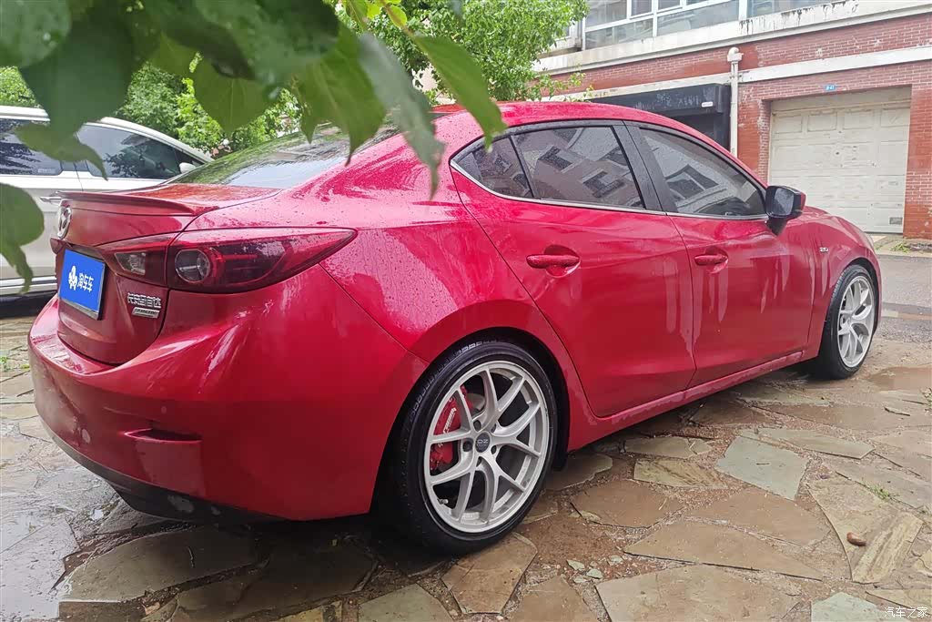 Mazda Mazda3, 2018 3