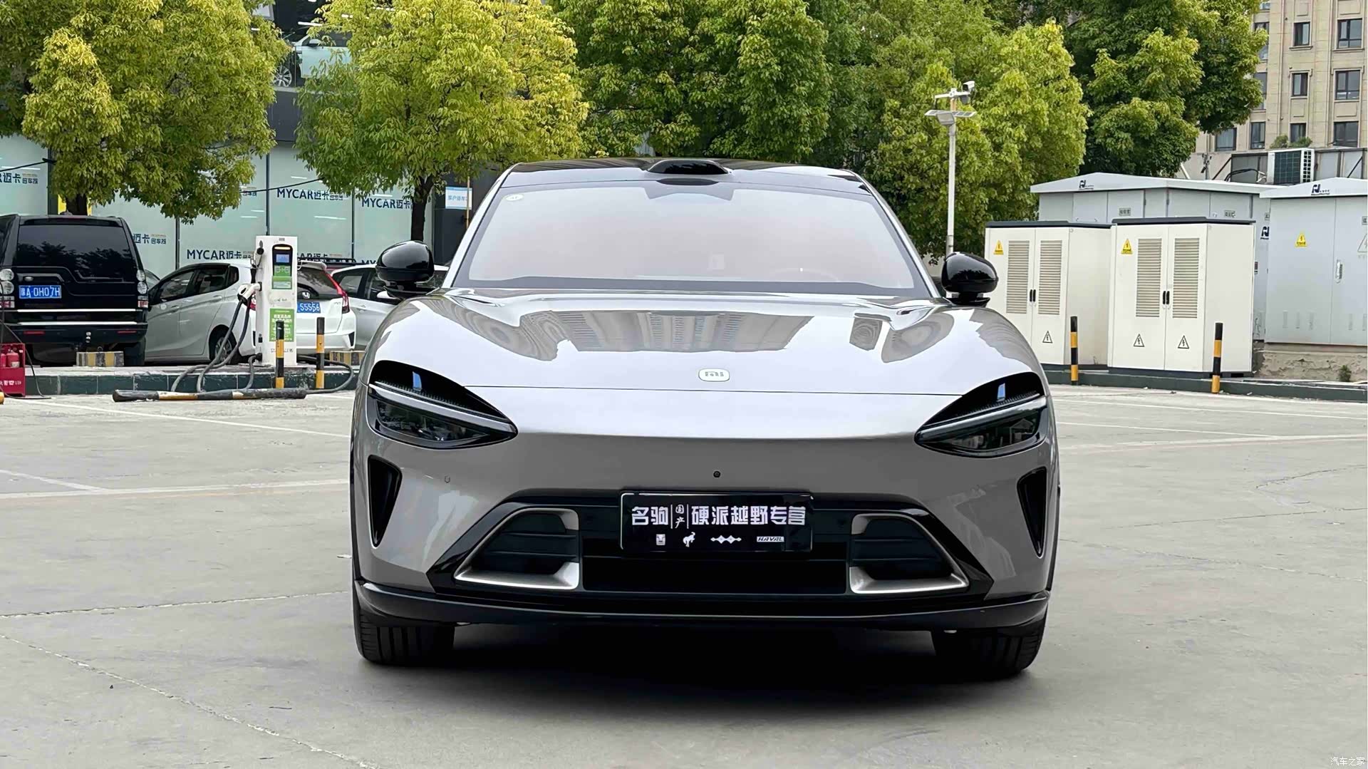 Xiaomi YU7, 2025 2