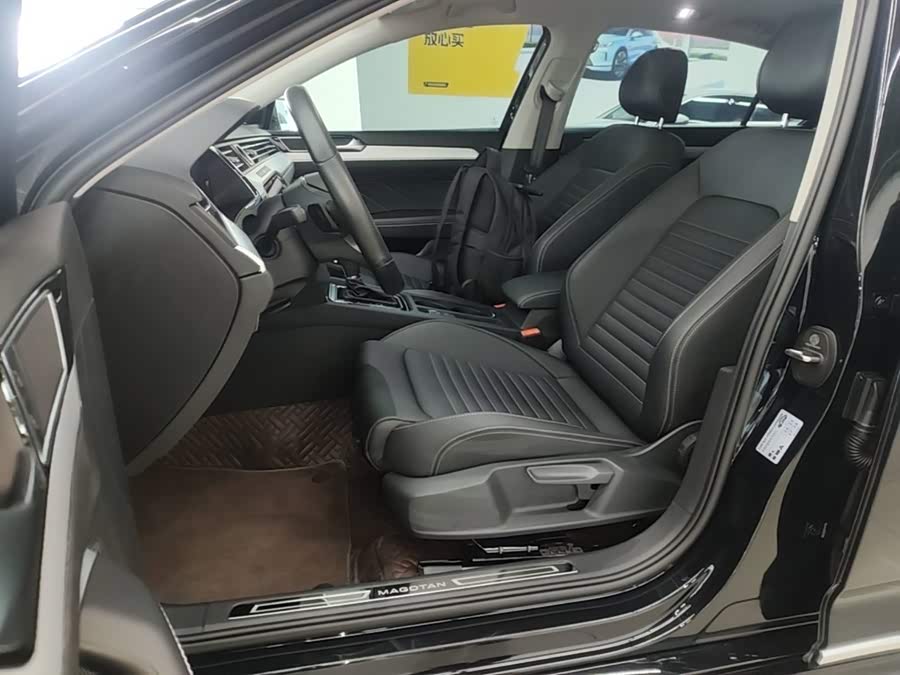 Volkswagen Magotan 2025, фото 15