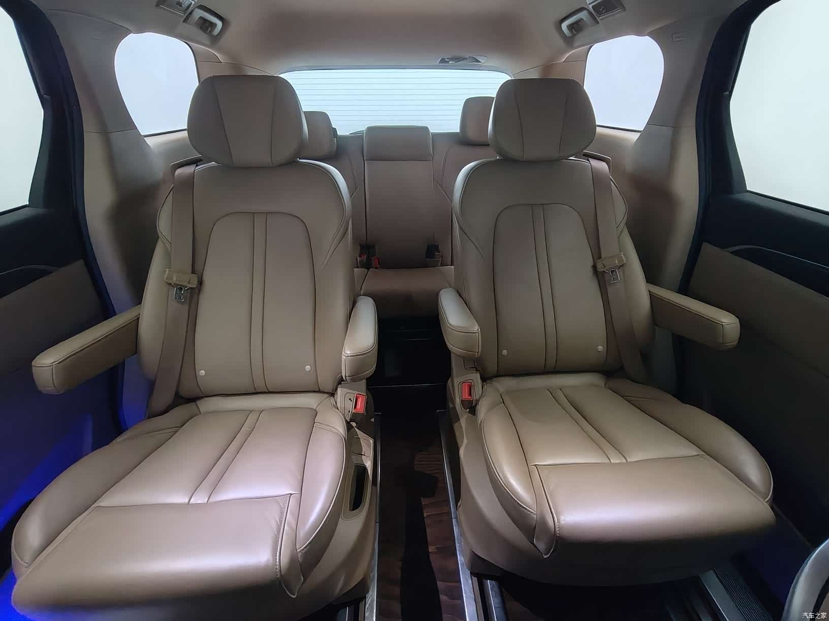 Buick GL8, 2021 14