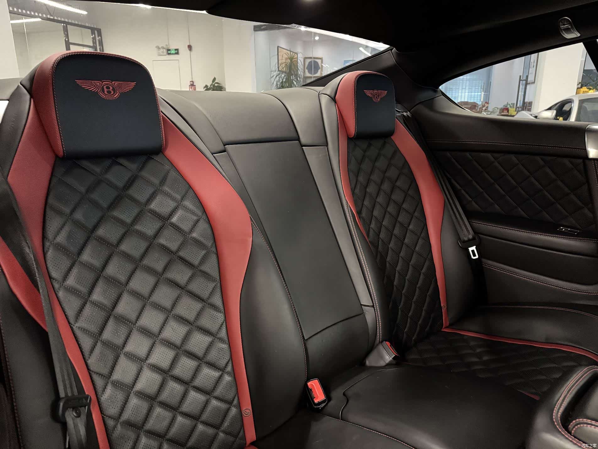 Bentley Continental GT, 2017 7