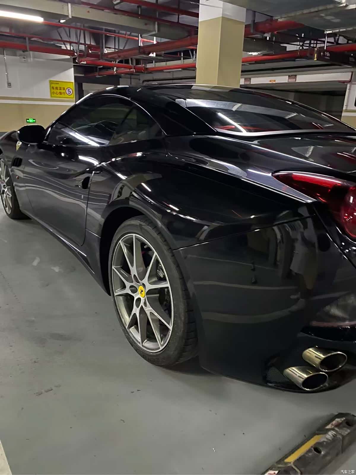 Ferrari California, 2012 7