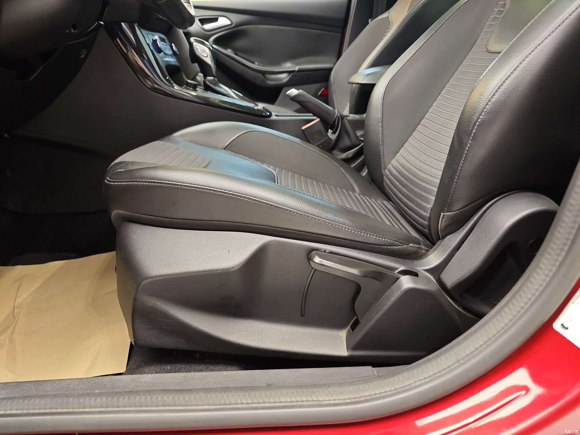 Ford Focus, 2016 10