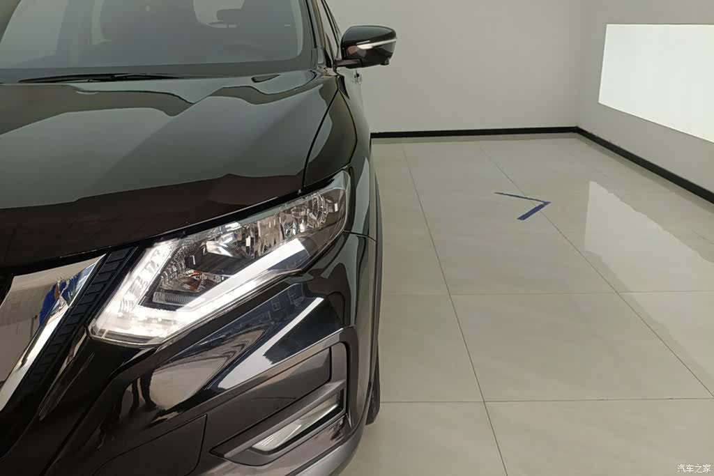 Nissan X-Trail, 2021 все фото