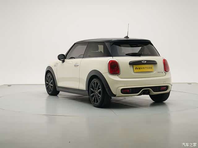 Mini Cooper, 2015 3