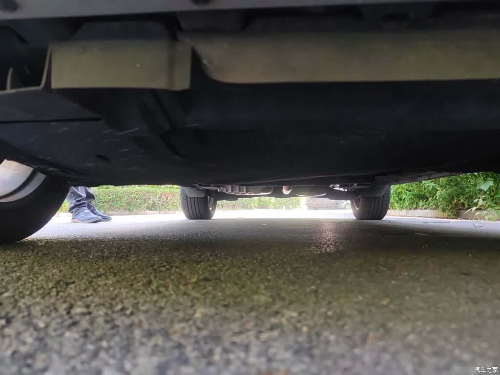Ford Kuga, 2017 23