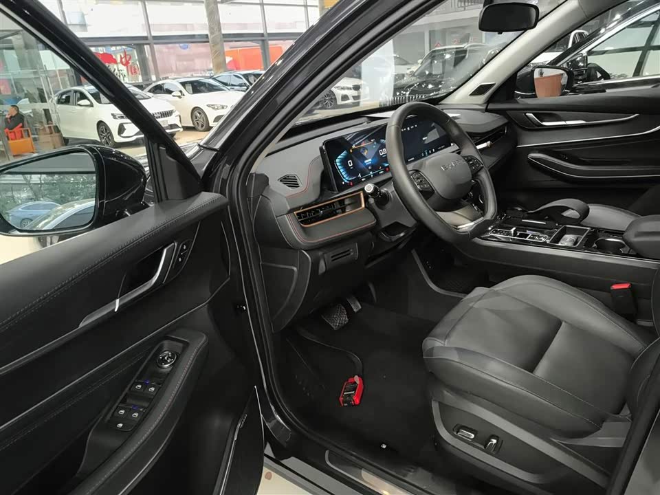 Exeed Chasing the wind