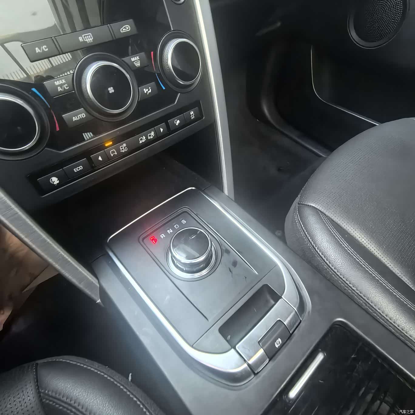Land Rover Discovery, 2019 11