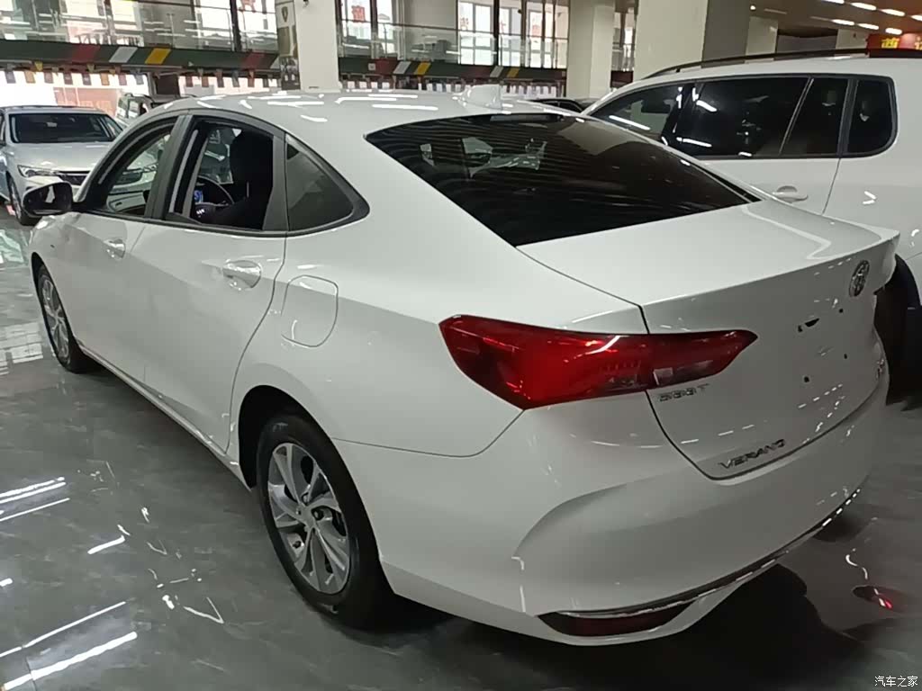Buick Verano, 2021 все фото