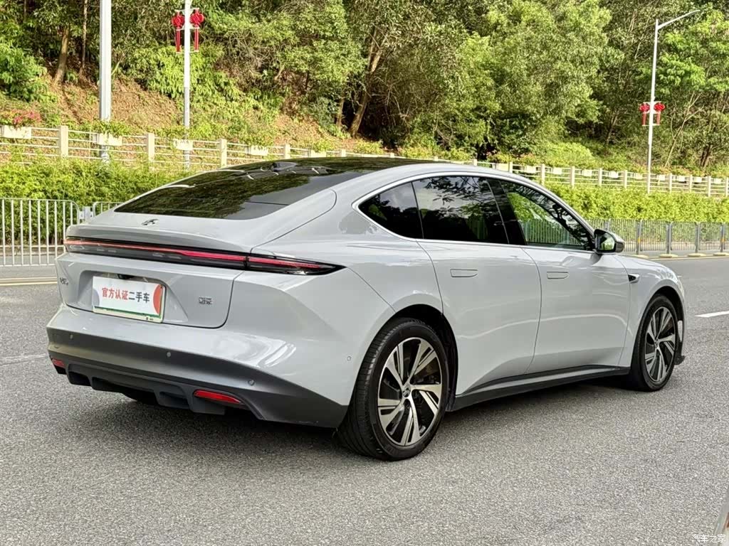 NIO ET5, 2024 8