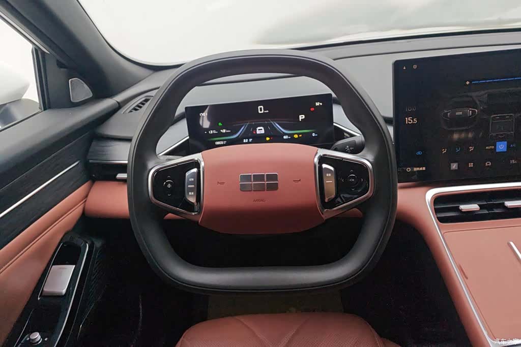 Geely Galaxy L6, 2025 15