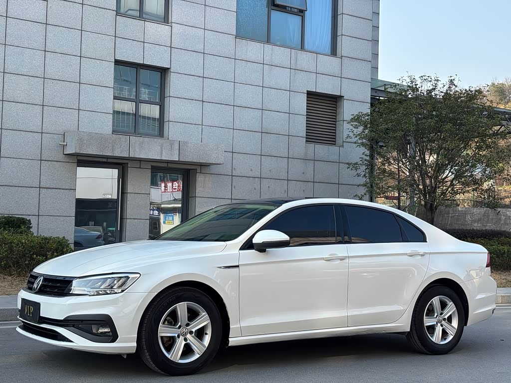 Volkswagen Lamando