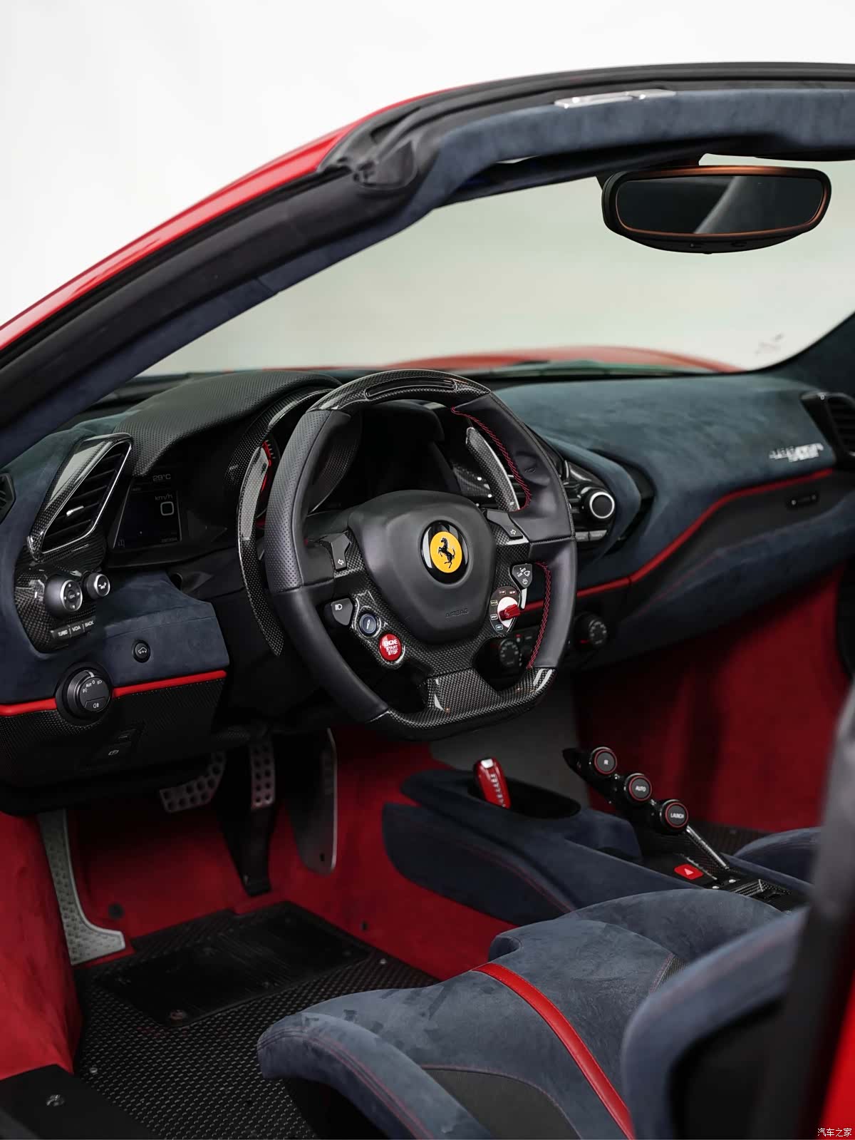 Ferrari 488, 2019 15