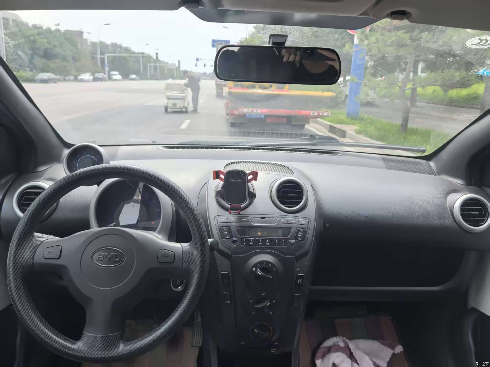 BYD F0, 2015 10