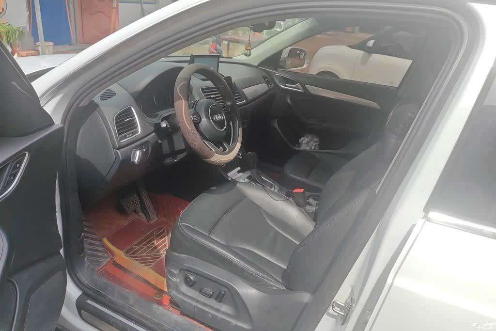 Audi Q3, 2014 9