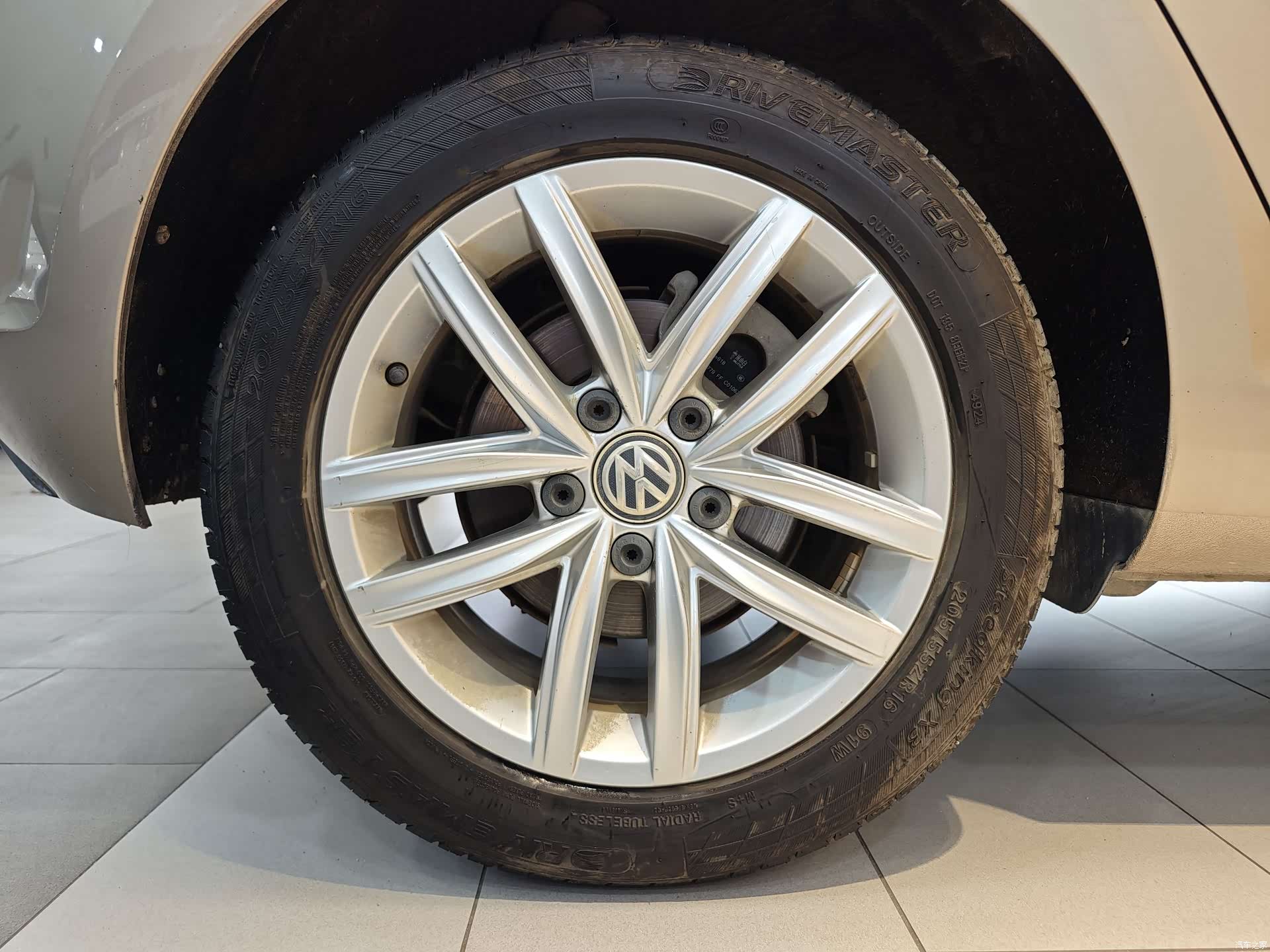Volkswagen Golf, 2016 31