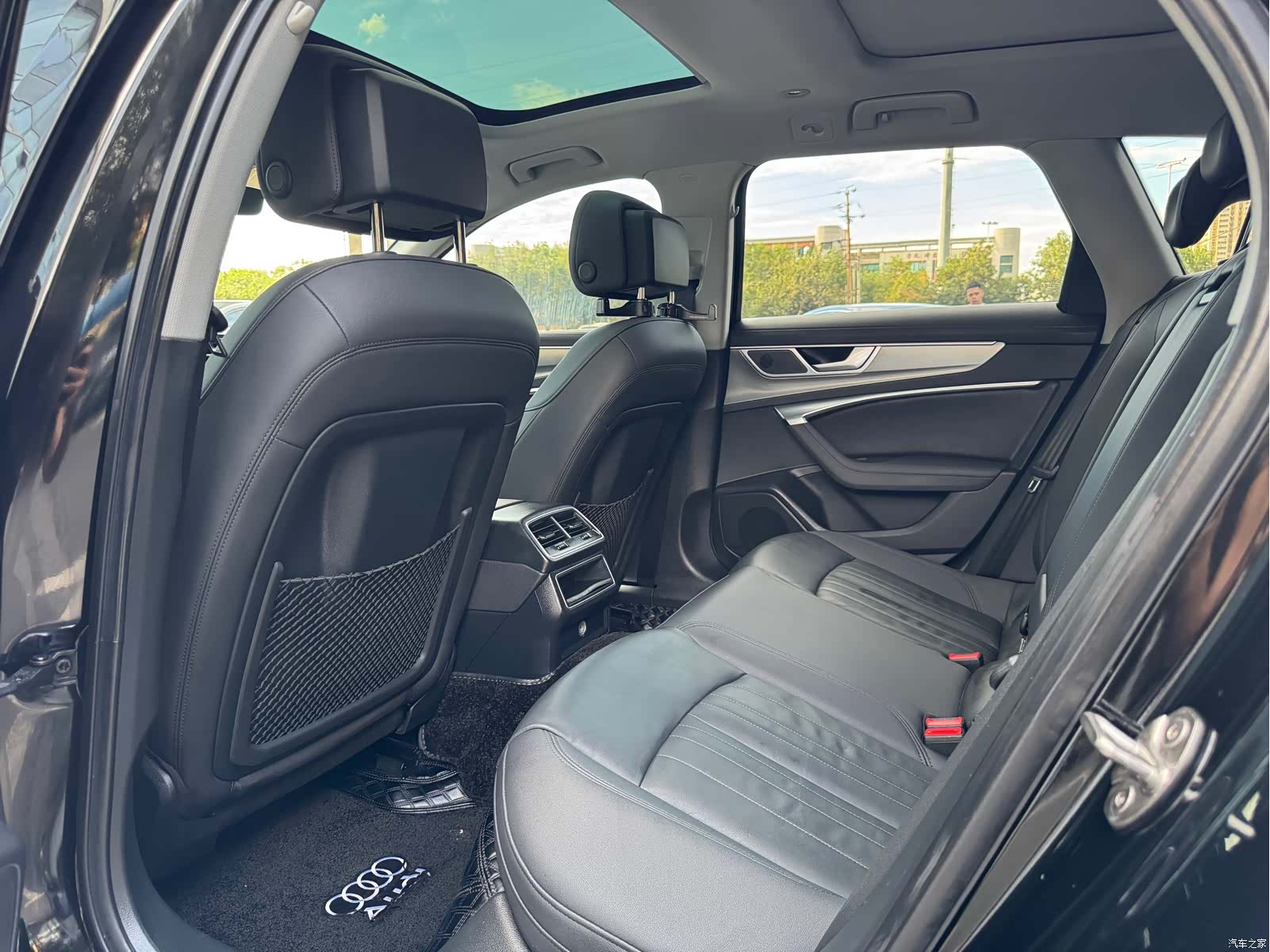Audi A6, 2021 все фото