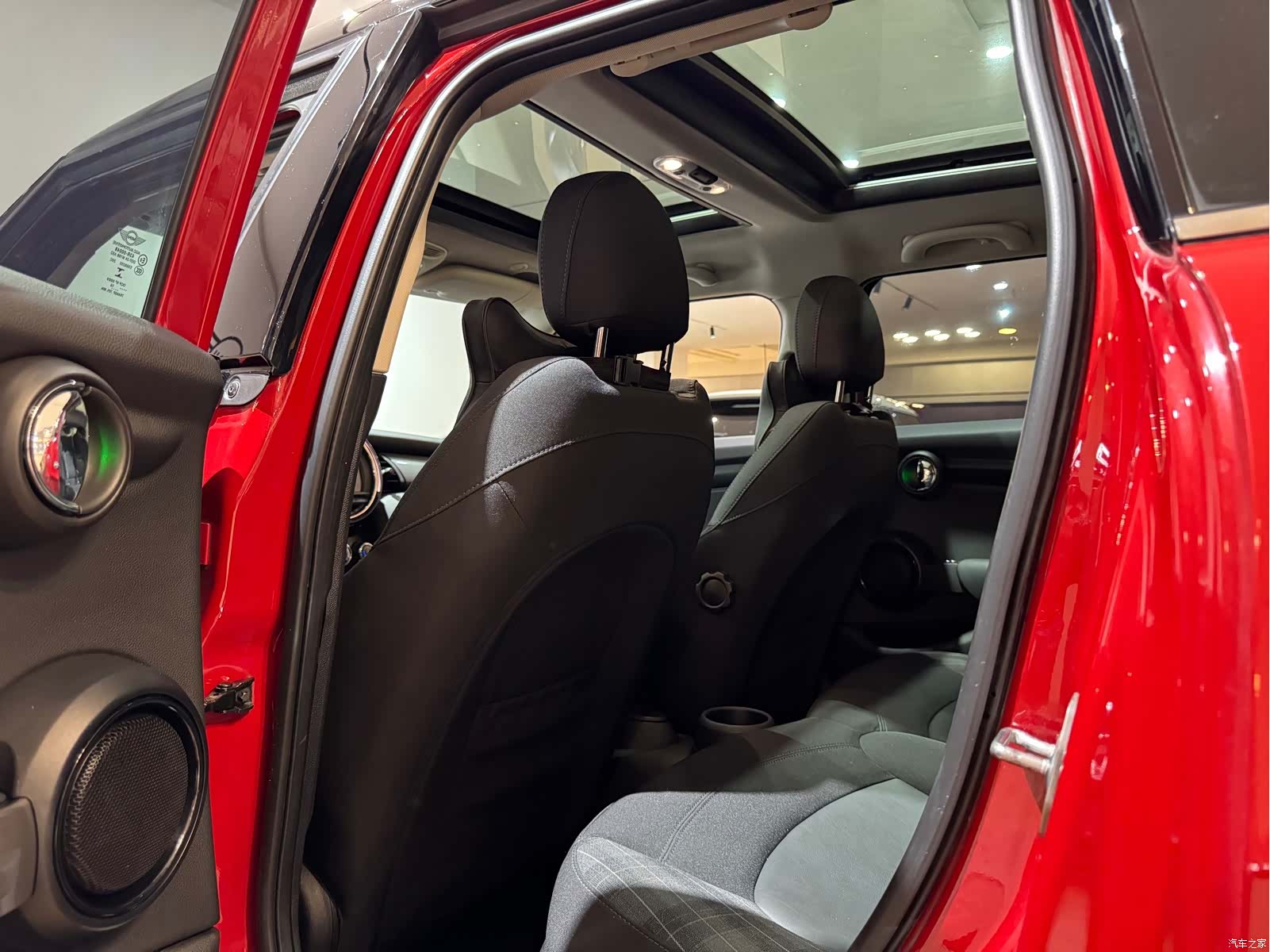 Mini Cooper, 2016 10
