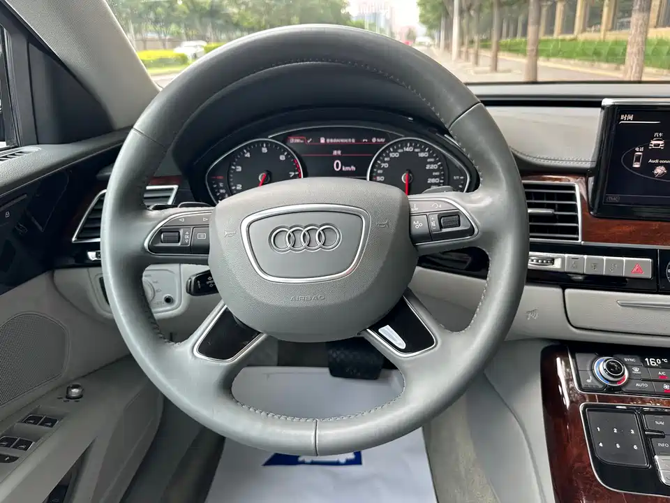 Audi A8 Audi A8