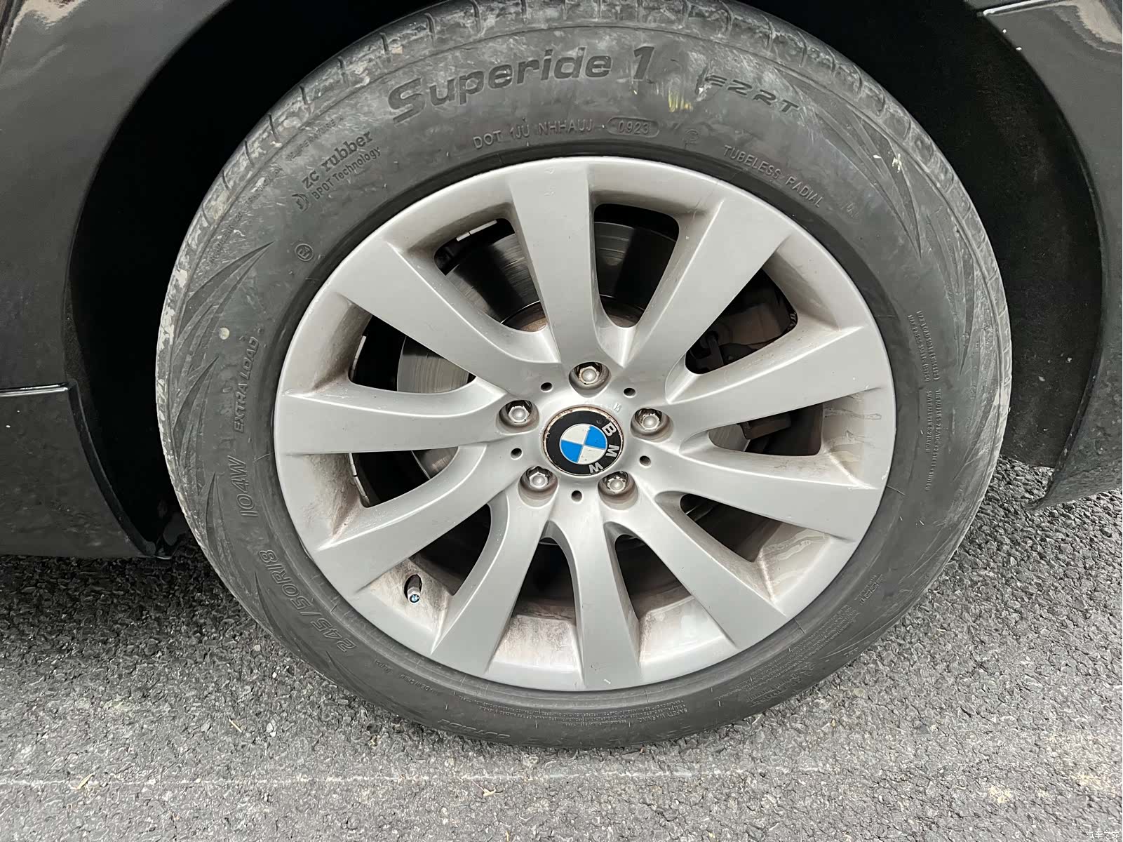 BMW 5 Series, 2010 26