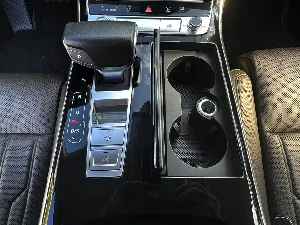 Audi A8 Audi A8