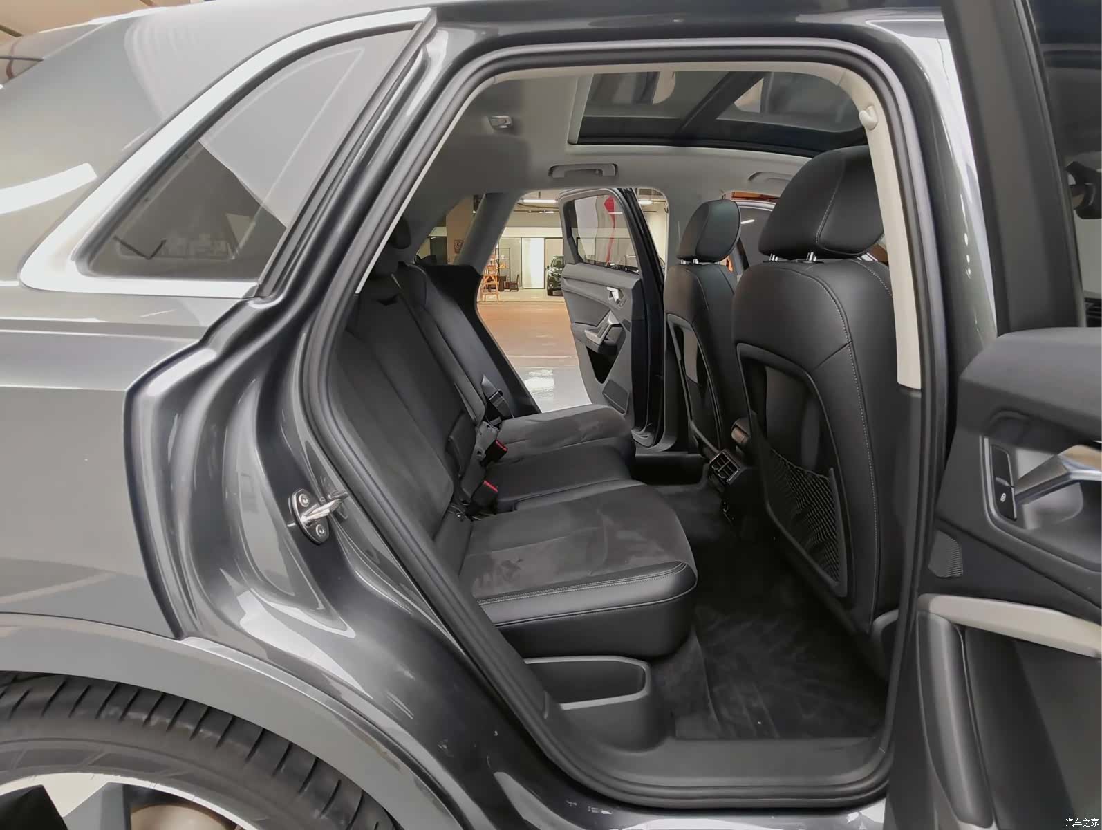 Audi Q3, 2023 11