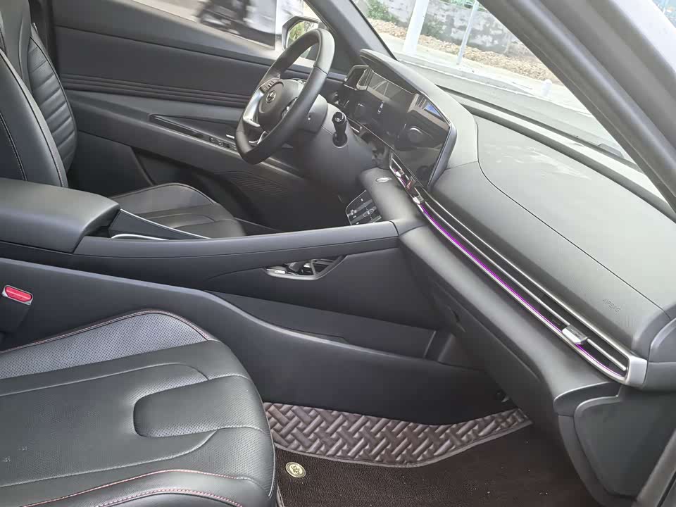 Hyundai Elantra Hyundai Elantra